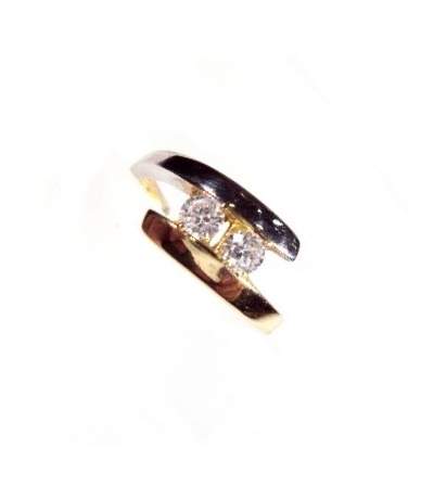 Többszínű arany köves gyűrű