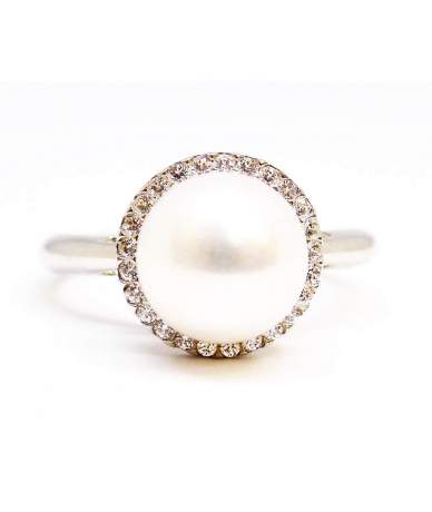 Fehér arany gyöngyös gyűrű